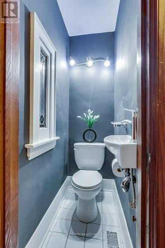 105 Windsor Crescent, London, ON - Indoor Photo Showing Bathroom