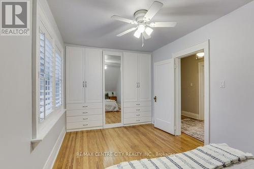 105 Windsor Crescent, London, ON - Indoor Photo Showing Bedroom