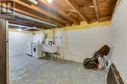 105 Windsor Crescent, London, ON - Indoor Photo Showing Basement