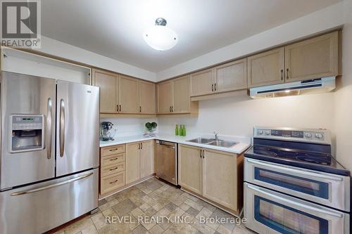 20 Wickstead Court, Brampton, ON - Indoor Photo Showing Kitchen With Stainless Steel Kitchen With Double Sink