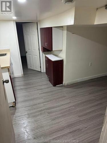 1054 Lillian Avenue Unit# Lower, Windsor, ON - Indoor Photo Showing Other Room