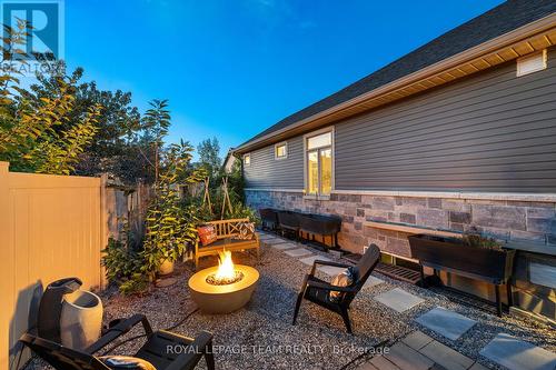 118 Elfin Grove, Ottawa, ON - Outdoor With Deck Patio Veranda