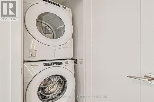 #1512 - 470 Front Street W, Toronto, ON - Indoor Photo Showing Laundry Room