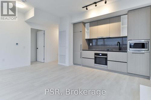 903 - 1285 Dupont Street, Toronto, ON - Indoor Photo Showing Kitchen