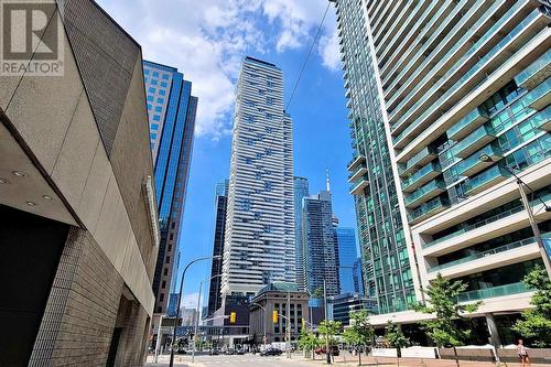 4107 - 88 Harbour Street, Toronto, ON - Outdoor With Facade