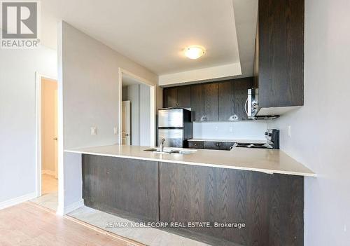 9 - 9601 Jane Street, Vaughan, ON - Indoor Photo Showing Kitchen