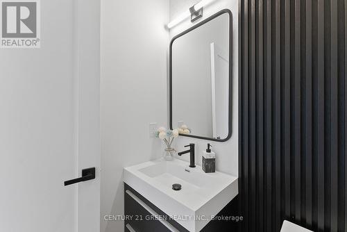 67 Bexhill Avenue, Toronto, ON - Indoor Photo Showing Bathroom