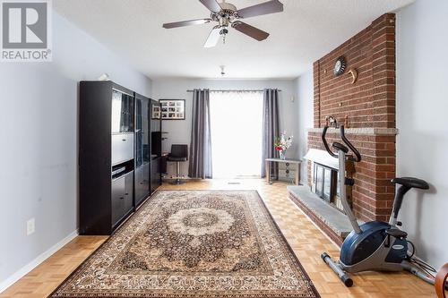 949 Hampstead Court, Mississauga, ON - Indoor Photo Showing Other Room