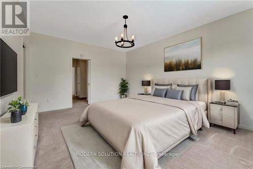 31 Hoodless Court, Brantford, ON - Indoor Photo Showing Bedroom