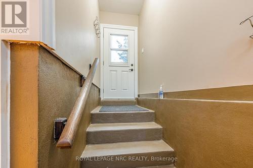 7 Parklane Crescent, St. Catharines (461 - Glendale/Glenridge), ON - Indoor Photo Showing Other Room