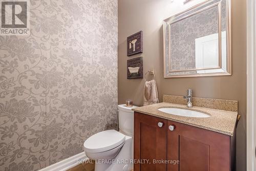 7 Parklane Crescent, St. Catharines (461 - Glendale/Glenridge), ON - Indoor Photo Showing Bathroom