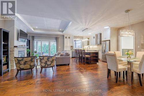 7 Parklane Crescent, St. Catharines (461 - Glendale/Glenridge), ON - Indoor Photo Showing Dining Room