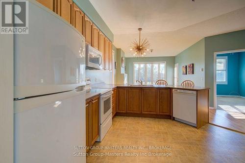 44 Country Club Drive, Loyalist (Bath), ON - Indoor Photo Showing Kitchen