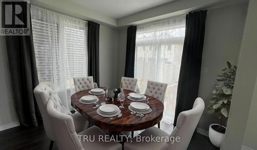 717 Brittanic Road N, Ottawa, ON - Indoor Photo Showing Dining Room