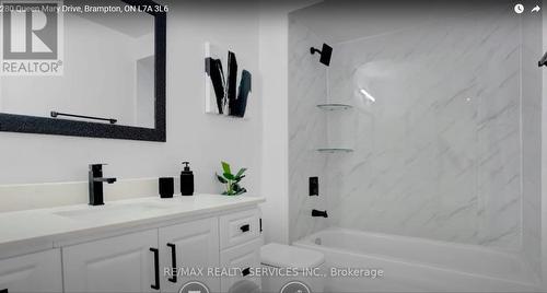 280 Queen Mary Drive, Brampton, ON -  Photo Showing Bathroom