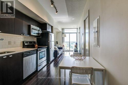 1508 - 105 The Queens Way, Toronto, ON - Indoor Photo Showing Kitchen With Stainless Steel Kitchen