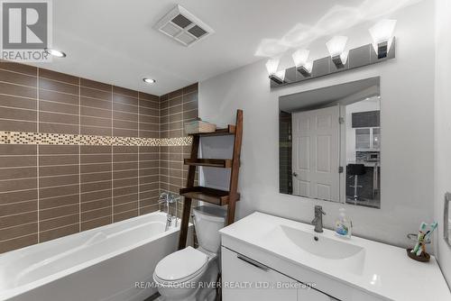 227 - 300 Manitoba Street, Toronto, ON - Indoor Photo Showing Bathroom