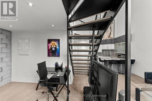 227 - 300 Manitoba Street, Toronto, ON - Indoor Photo Showing Other Room