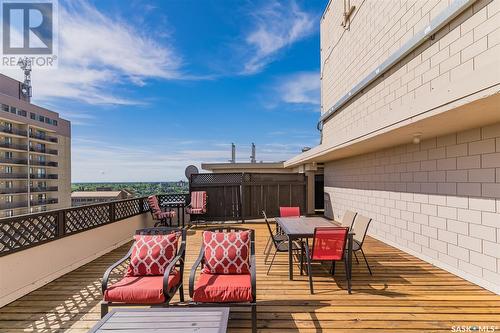 1203 320 5Th Avenue N, Saskatoon, SK - Outdoor With Deck Patio Veranda With Exterior