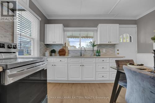 114 Thomas Street, Oshawa (Lakeview), ON - Indoor Photo Showing Kitchen