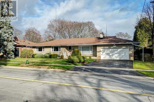 827 Somerville Street, Oshawa (Northglen), ON - Outdoor With Facade