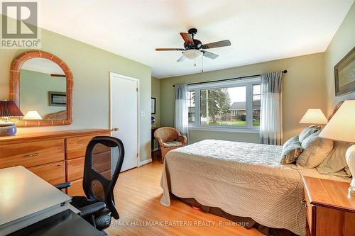 827 Somerville Street, Oshawa (Northglen), ON - Indoor Photo Showing Bedroom