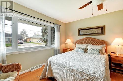 827 Somerville Street, Oshawa (Northglen), ON - Indoor Photo Showing Bedroom