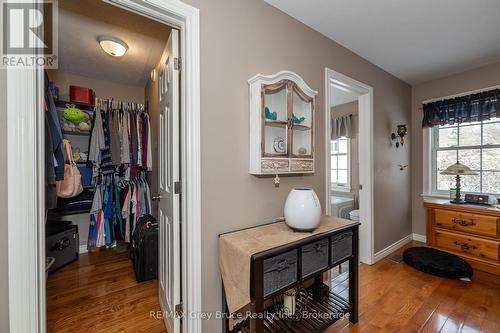 319586 Grey Road 1 Road, Georgian Bluffs, ON - Indoor Photo Showing Other Room