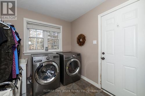 319586 Grey Road 1 Road, Georgian Bluffs, ON - Indoor Photo Showing Laundry Room