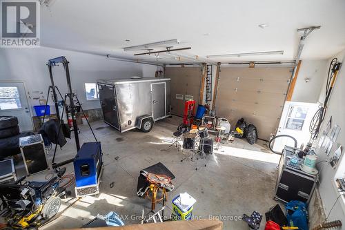 319586 Grey Road 1 Road, Georgian Bluffs, ON - Indoor Photo Showing Garage