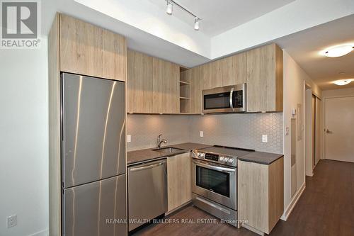 804 - 30 Ordnance Street, Toronto, ON - Indoor Photo Showing Kitchen