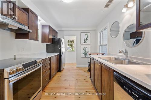 3346 Courtice Road, Clarington (Courtice), ON - Indoor Photo Showing Kitchen With Stainless Steel Kitchen With Double Sink