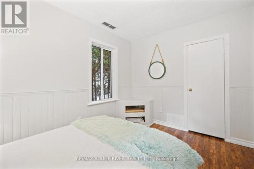 3346 Courtice Road, Clarington (Courtice), ON - Indoor Photo Showing Bedroom