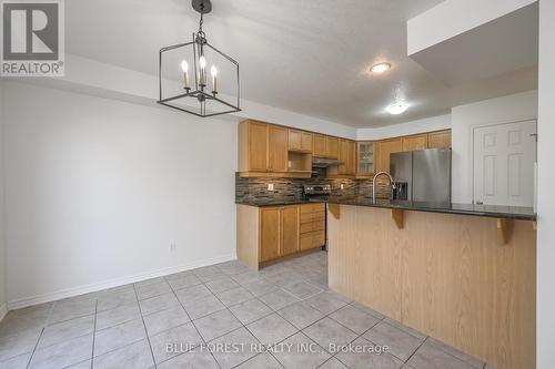 2941 Paulkane Chase, London, ON - Indoor Photo Showing Kitchen