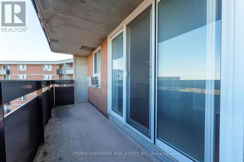 1409 - 2000 Jasmine Crescent, Ottawa, ON - Outdoor With Exterior