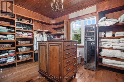 1074 Tally Ho Winter Park Road, Lake Of Bays (Sinclair), ON - Indoor