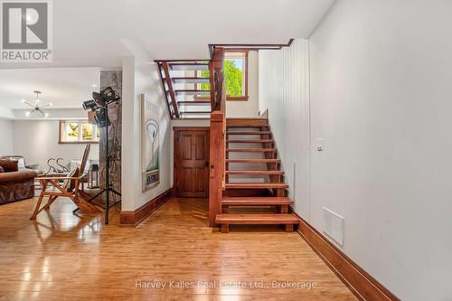 1074 Tally Ho Winter Park Road, Lake Of Bays (Sinclair), ON - Indoor Photo Showing Other Room