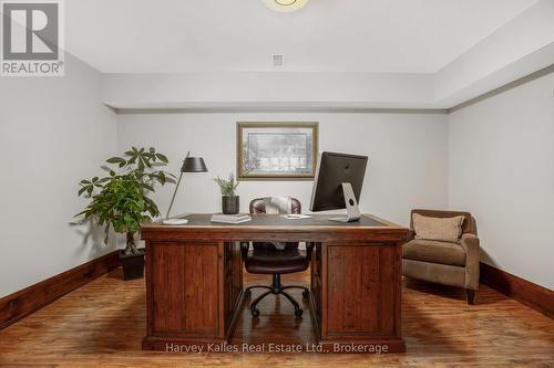 1074 Tally Ho Winter Park Road, Lake Of Bays (Sinclair), ON - Indoor Photo Showing Office