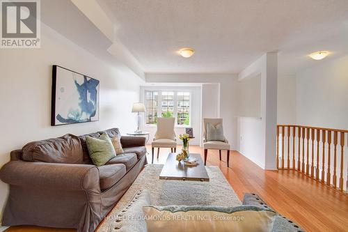 2450 Bromus Path, Oshawa, ON - Indoor Photo Showing Living Room