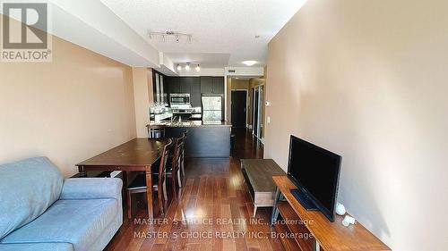 310 - 21 Upper Duke Crescent, Markham, ON - Indoor