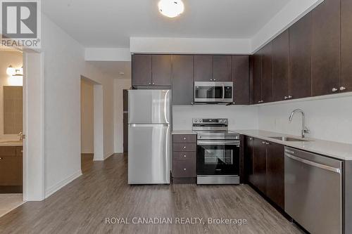 414 - 480 Gordon Krantz Avenue, Milton, ON - Indoor Photo Showing Kitchen With Stainless Steel Kitchen With Upgraded Kitchen