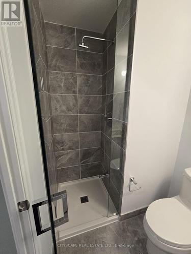 2407 - 30 Elm Drive, Mississauga, ON - Indoor Photo Showing Bathroom