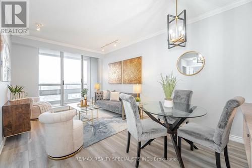 909 - 1 Belvedere Court, Brampton, ON - Indoor Photo Showing Dining Room