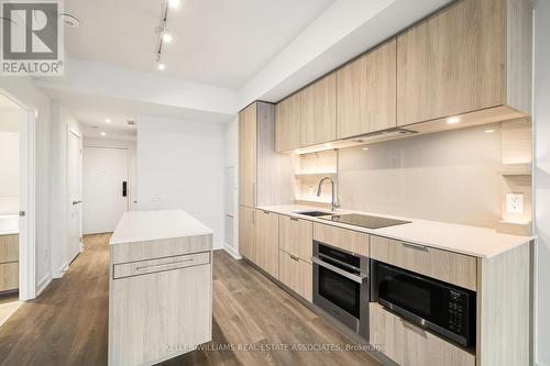 307 - 28 Ann Street, Mississauga, ON - Indoor Photo Showing Kitchen