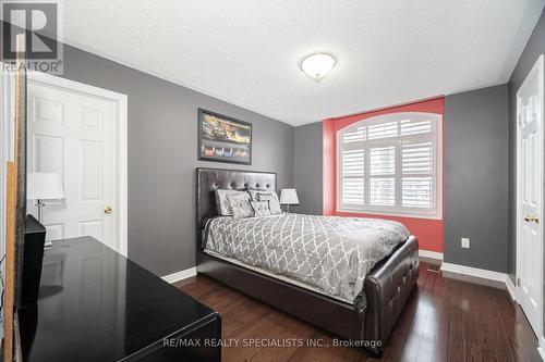 37 Everingham Circle, Brampton, ON - Indoor Photo Showing Bedroom