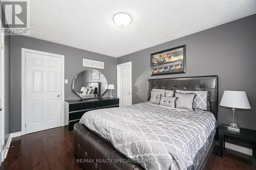 37 Everingham Circle, Brampton, ON - Indoor Photo Showing Bedroom