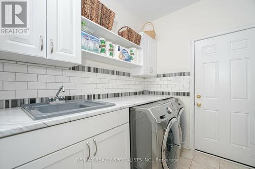 37 Everingham Circle, Brampton, ON - Indoor Photo Showing Laundry Room