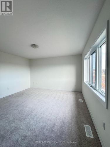 212 Port Crescent, Welland, ON - Indoor Photo Showing Other Room