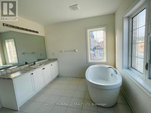 455 Black Cherry Crescent, Shelburne, ON - Indoor Photo Showing Bathroom