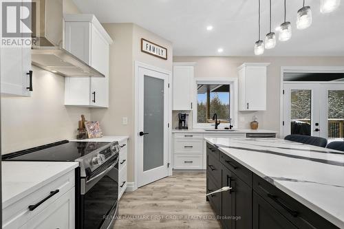 259 Lawson Settlement Road, Brighton, ON - Indoor Photo Showing Kitchen With Upgraded Kitchen